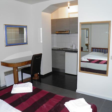 Holidays Apart-Hotel Anderlecht Zewnętrze zdjęcie