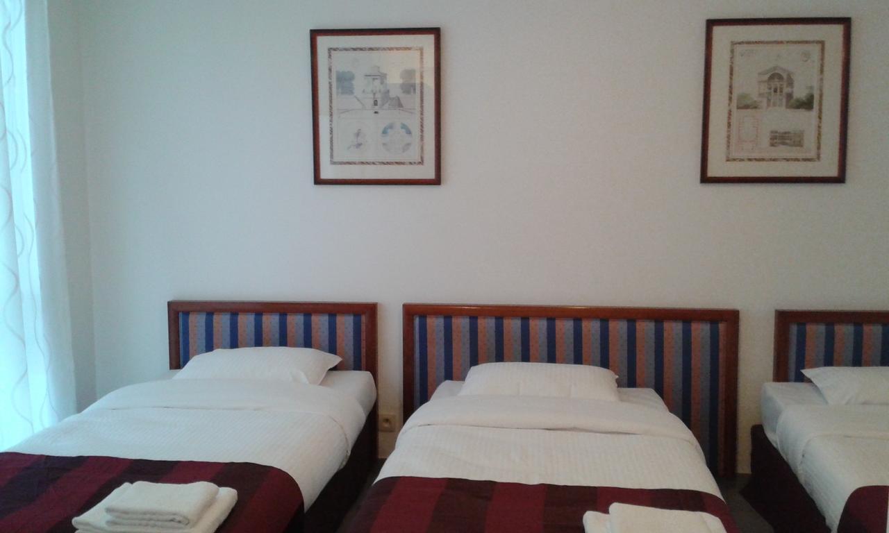 Holidays Apart-Hotel Anderlecht Zewnętrze zdjęcie