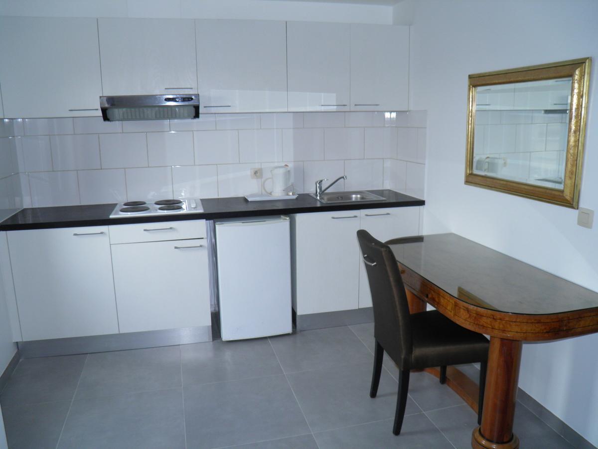 Holidays Apart-Hotel Anderlecht Zewnętrze zdjęcie